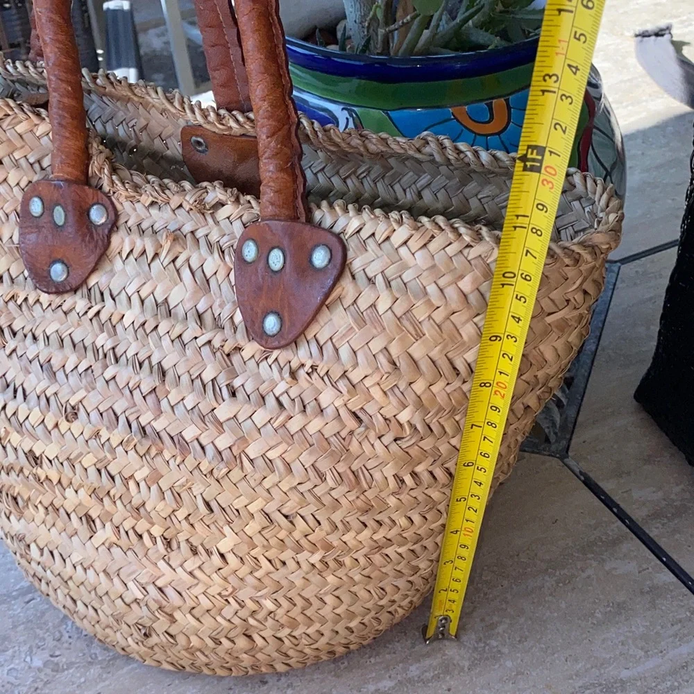 Stylish Tan Woven Tote Bag - Picture 6 of 6